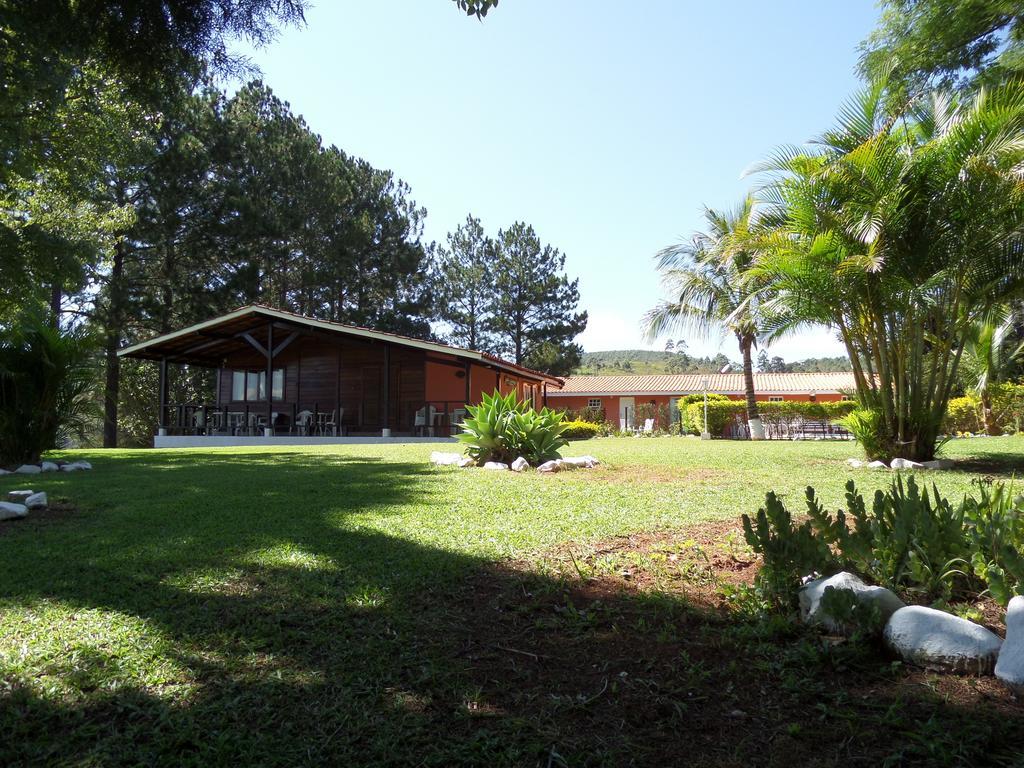 Pousada Canto Do Lago Piracaia Exterior foto