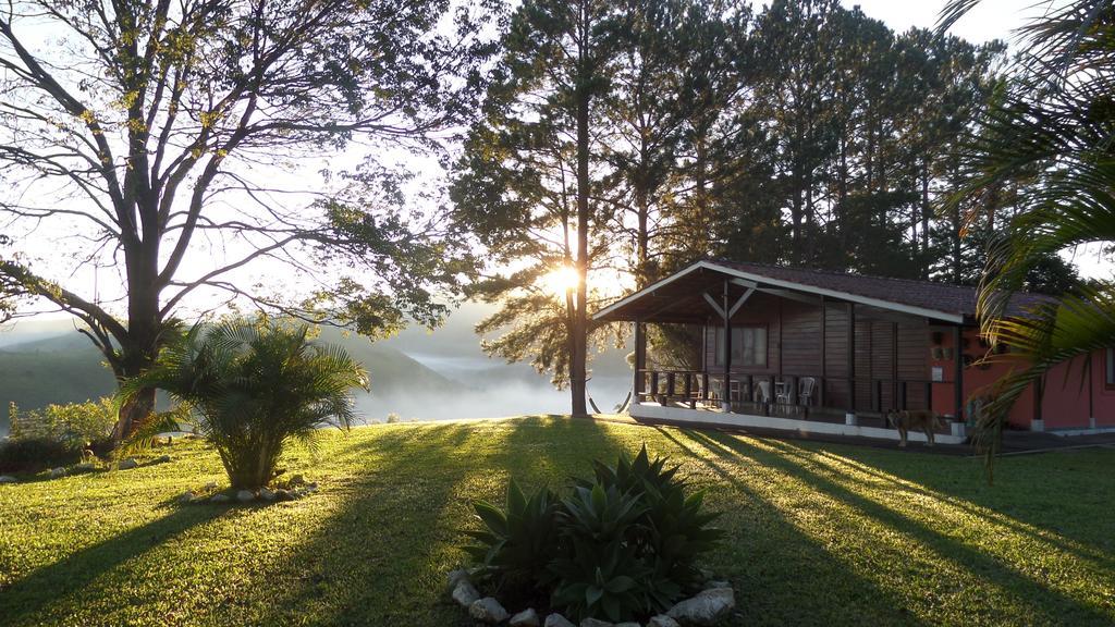Pousada Canto Do Lago Piracaia Exterior foto